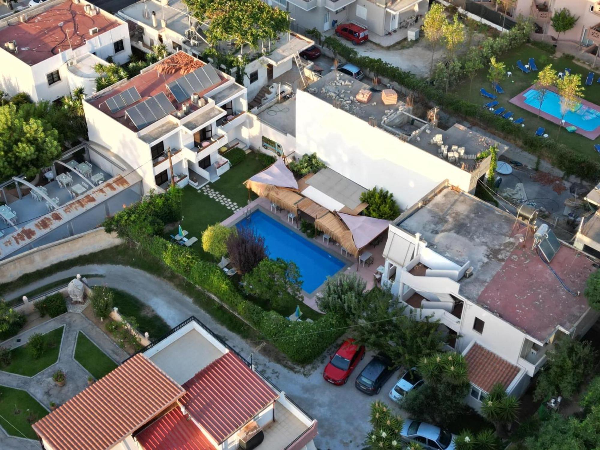 Tree Of Life Art Hotel Agia Marina Exterior foto