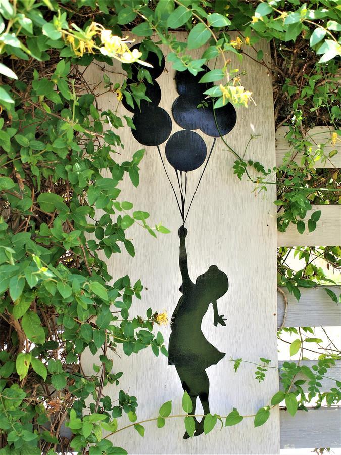 Tree Of Life Art Hotel Agia Marina Exterior foto